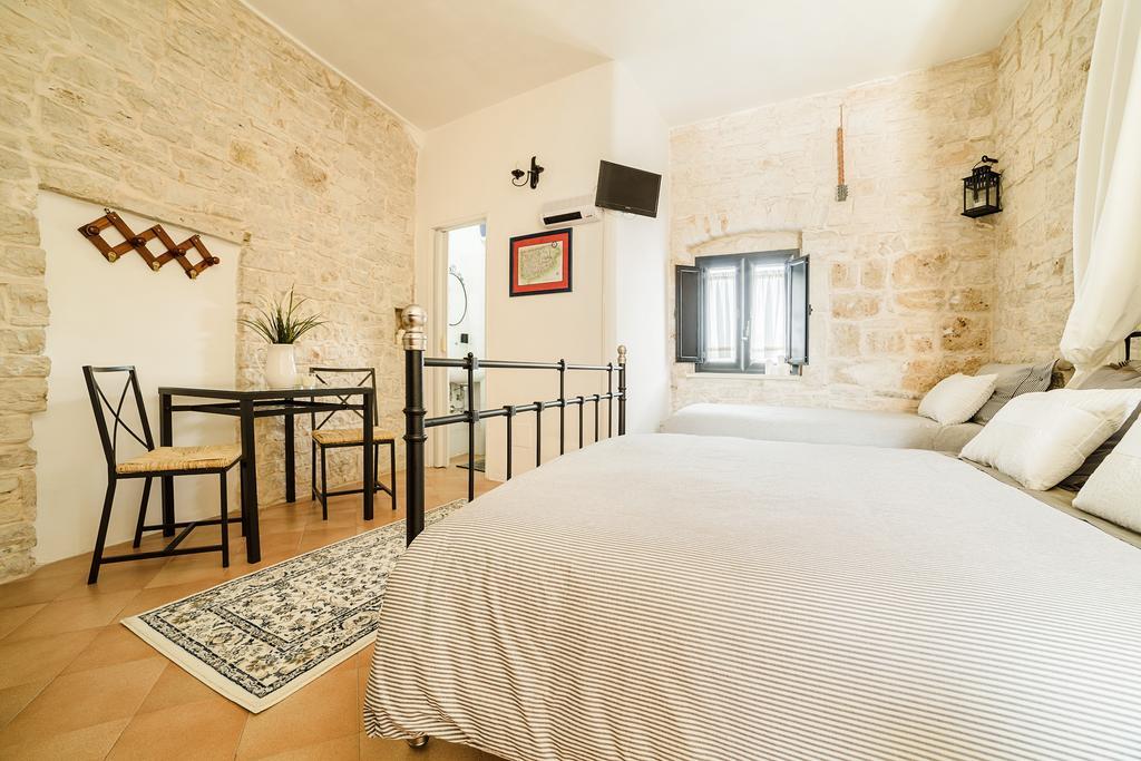 La Torre Storica Bed and Breakfast Bitonto Exteriör bild